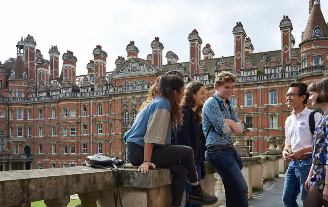 Estudia universidad en el extranjero Francia, Reino Unido, Canadá